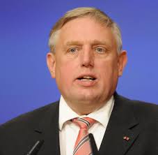 Jänner 2020 ist rudolf anschober. Nrw Gesundheitsminister Karl Josef Laumann Fordert Mehr Rechte Fur Patienten Welt