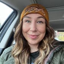 Allison Brehm's Instagram, Twitter & Facebook