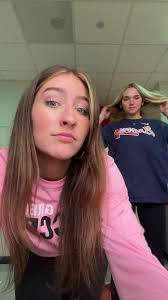 your fav 6’0 duo @.kailey.hyatt