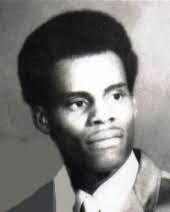 Lorenzo Graves's Instagram, Twitter & Facebook