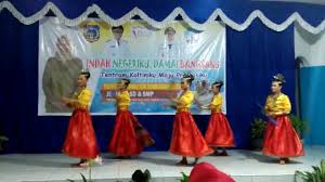 Dari tasikmalaya menuju jakarta menumpang kereta api serayu kelas ekonomi. Tarian Kreasi Baru Smp Negeri 1 Tirawuta Kolaka Timur Youtube