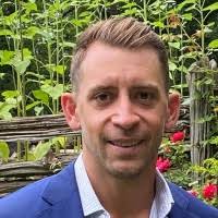 200+ "Zisk" profiles