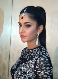 Katrina Kaif New Cute Photos Veethi Katrina Kaif Katrina Kaif Photo Katrina Kaif Images