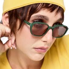 Emma Chamberlain x Warby Parker: A Sentimental Retro Eyewear Collection —  The Lexington Line