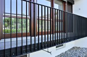 Mussig Treppen Und Gelander Seit 1873 Limmatstrasse Neunhof Glasgelander Balkone Edelstahl Tre Glasgelander Balkon Gelander Balkon Balkon Gelander Design