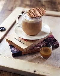 If That S A Stroopwafel I M Drooling Latte Utrennij Kofe Kofejnya