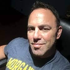 Sammy Parris's Instagram, Twitter & Facebook