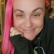 Part four of going through the seven bags of vintage clothes I bought from  Facebook marketplace! There's only one part left in the haul so follow  along for part five 🤭 I'm