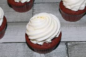 You wouldn't believe these red velvet cupcakes are vegan! Cupcake Jemma Red Velvet Cupcakes Shoutjohn
