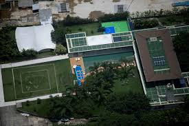 It's got 6 bedrooms, a helipad, a swimming pool, a. Neymar Laughs Off Reports Of New Year S Party For 500