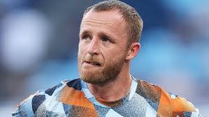 Leo Sena's Instagram, Twitter & Facebook