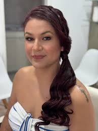 Uma noiva lindíssima passando na sua tela! Obrigada pela confiança em meu  trabalho @luh_virginio ❤️ #noiva #noivalinda