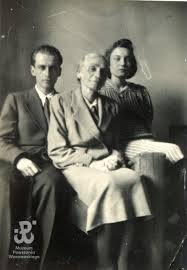 Maybe you would like to learn more about one of these? Barbara I Krzysztof Baczynscy Tragiczna Historia Wojennej Milosci Od Pierwszego Wejrzenia