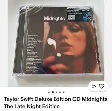 Hunter Amato's Instagram, Twitter & Facebook