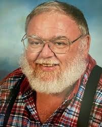 Andrew Putz's Instagram, Twitter & Facebook