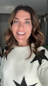 No time to get a Halloween costume? Don’t worry because these DIY Halloween  costumes are super simple and take hardly any time to throw together!!!!! ✅  Comment link, and I will send you 35 more super ...