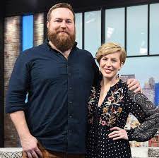 Who Are Erin and Ben Napier? 26 Facts About HGTV Home Town Stars