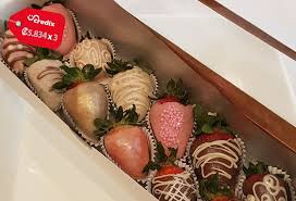 Cajas decoradas, encuentra tu mejor decoración de cajas para sorprender a quién desees. Dulce Dia De Las Madres 2 Cajas De Fresas Y 1 Caja De Galletas A 17 500 Titicupon