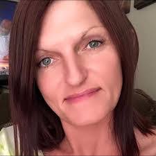 Brandy Rowe's Instagram, Twitter & Facebook