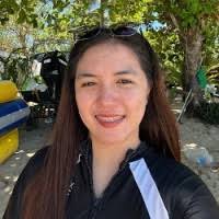 90+ "Mae Salinas" profiles