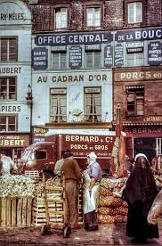 Les Halles En 1956 En 2020 Avec Images Paris Vieux Paris Commerce Ambulant