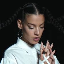 Melanie Gaunt (@MelanieGaunt)