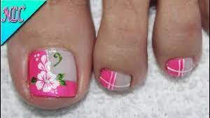 Diseño de uñas para pies flores sencillas y fácil de hacer decoración de uñas con 3 flores/uñas pintadas con flores/modelo de uñas pie con mira cómo hacer un diseño fácil para uñas de los pies/decoración flor pie/diseño de uñas negro pie. Pintados De Unas De Pies Faciles Nail Art