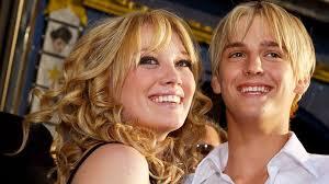 Aaron carter was born on the 7th of december, 1987, in tampa, florida. Aaron Carter All I Want Is To Be Back Together With Hilary Duff Abc News
