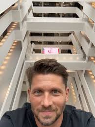 Marion Luciano's Instagram, Twitter & Facebook