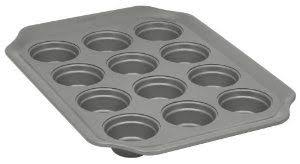 Pyrex Advantage 12 Cup Muffin Pan By World Kitchen 15 29 Easy To Read Size Markings 4 Sided Easy Grab Handles Fill Line Pyrex Muffin Pan Kitchen Bakeware