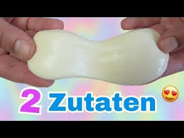 Schleim Hausgemachter Schleim Aus Nur 2 Zutaten Ohne Kleber Natron Kontaktlinsenlosung Etc Missn In 2020 Schleim Kontaktlinsenlosung Schleim Selber Machen