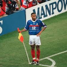Seleção de futebol da frança 2018 copa do mundo federação francesa de futebol, frança, logotipo, frango png. Thierry Henry E O Maior Artilheiro Da Historia Da Selecao Francesa Com 51 Gols E Tambem O Segundo Com Mais Partid Selecao Francesa Futebol Jogadores De Futebol