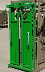 Real Tuff Makes A High Quality Cattle Head Gate Which Is Quickly And Easily Adjusted As Well As Automatic And Self Catch Livestock Fence Gates For Sale Cattle
