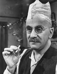 Warren Mitchell