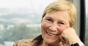 Lynn Lott: "Los hijos de padres controladores pueden convertirse en adictos  a la aprobación" • Escuela Bitácoras