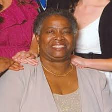 Cracking students' shells Lois Mendez-Catlin '80 inspires Florida youth to  think big