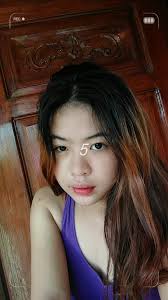 kurot po nong kapatid ko yong nasa balikat ko😔