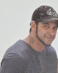 Scott Harnden's Instagram, Twitter & Facebook