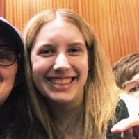 Kelly Clover's Instagram, Twitter & Facebook