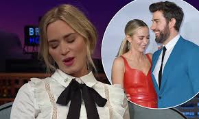 Emily blunt and john krasinski are hilarious and adorable. Emily Blunt Regrets Bad Spray Tan For Wedding To John Krasinski Daily Mail Online