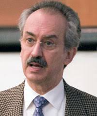 In Brief, Spring 2004, Kellogg World Alumni Magazine, Kellogg School of  Management