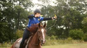 Hideharu onuma, dan de prospero e jackie de prospero, kyudo. Nasce Il Dipartimento Di Tiro Con L Arco A Cavallo Fitetrec Ante Cavallo Magazine