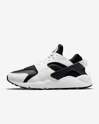 It's built with high performance in mind, nestling the foot in consistent support and comfort while adding a flash of high style to the mix. Nike Air Huarache Men S Shoes Nike Lu