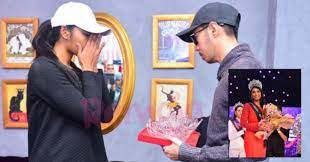 Buat pertama kali dalam sejarah penganjurannya, gelaran dewi remaja 2018/2019 yang dimahkotakan kepada haneesya hanee, ditarik balik. Hanya 72 Jam Gelaran Dewi Remaja 2018 2019 Haneesya Hanee Ditarik Balik Nona