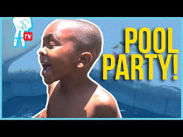 How to Throw a Pool Party