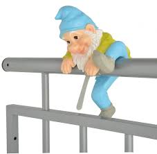 Balkon Demirine Takilan Susler Icin Fikirler Dekordiyon Balkon Sus Fikirler