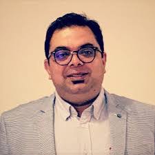 Amit Batra's Instagram, Twitter & Facebook