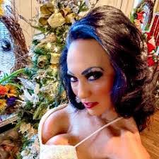 Stephanie Ellington's Instagram, Twitter & Facebook