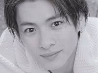 shoooooo m kp instagram ㅤ ㅤ 本日も雑誌祭りの餌食になりました でも tv lifeは我慢したんです 誰か 誰か褒めてくださいいい うるさい ㅤ ㅤ １枚目と最後のしーくんにやられました ㅤ ㅤ 祭り イケメン俳優 平野紫耀