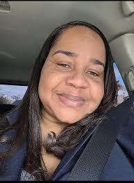 Sonia Plummer's Instagram, Twitter & Facebook